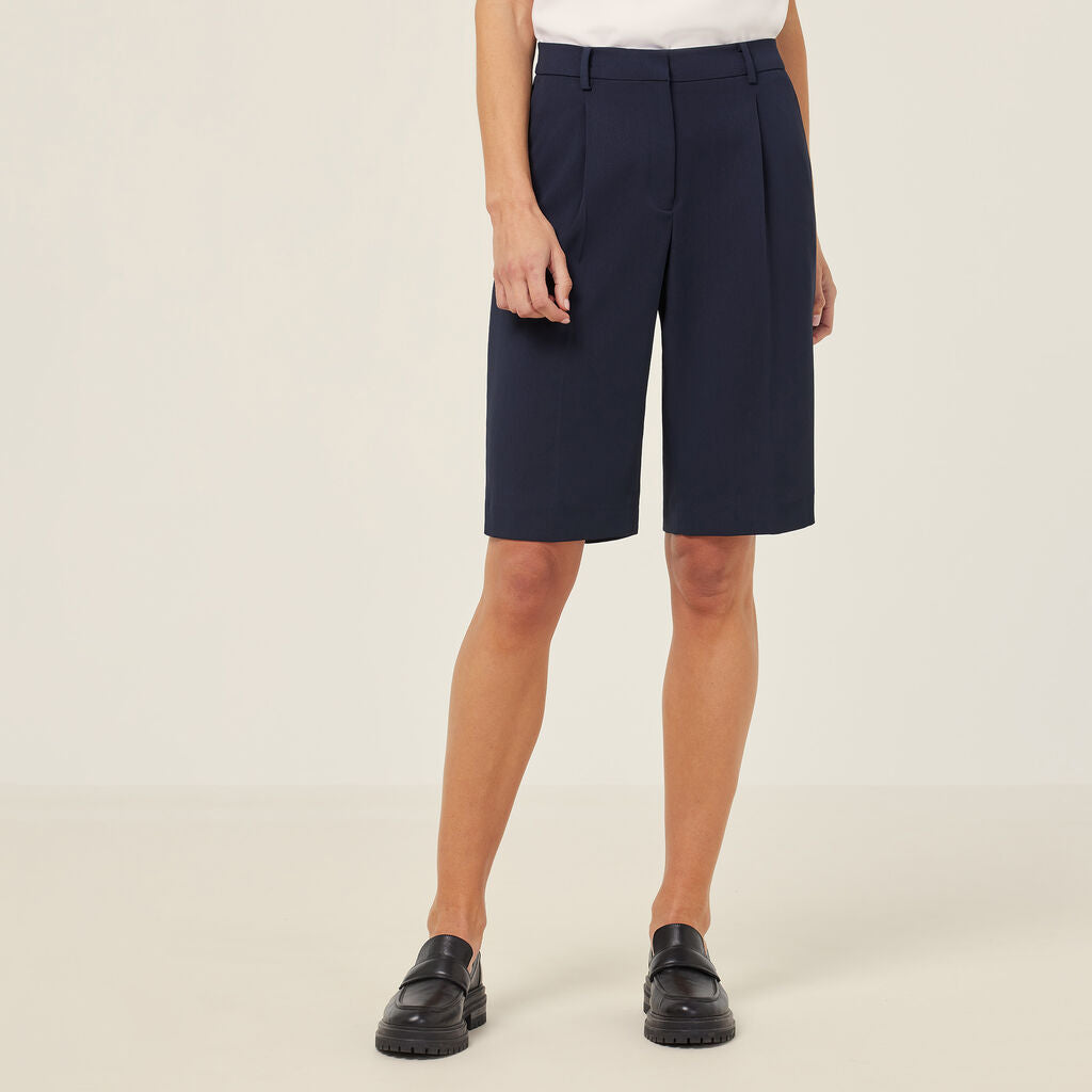 NNT Crepe Stretch Waist, Relaxed Knee Length Short (CAT3YE)
