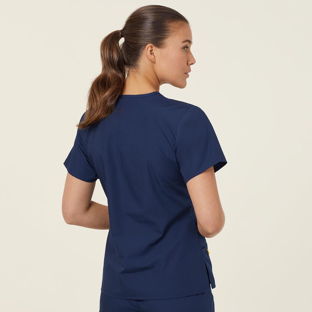 Wonderwink Origins Scrub Top Bravo (CATU66)